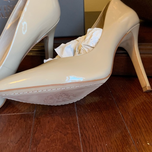 Vince Camuto Smooth Patent Blush Heel - Picture 3 of 6
